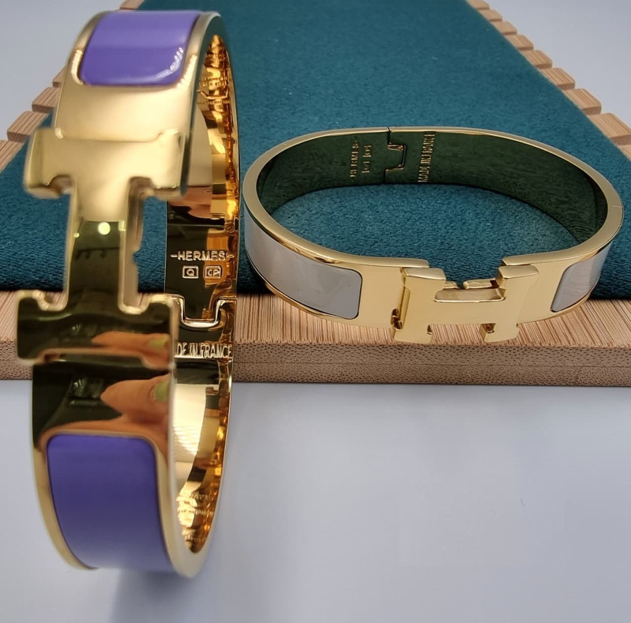 Luxury H Enamel Bracelet
